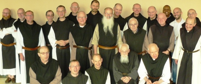 Uniforme religieux chrétien moine