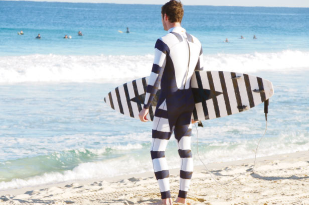 Combi combinaison surf rayée rayure noir et blanc